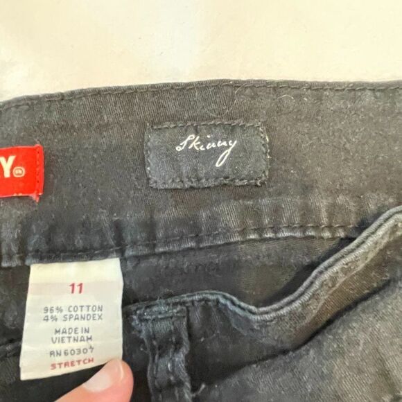 Unionbay, Black skinny jeans, size 11 - Picture 7 of 9